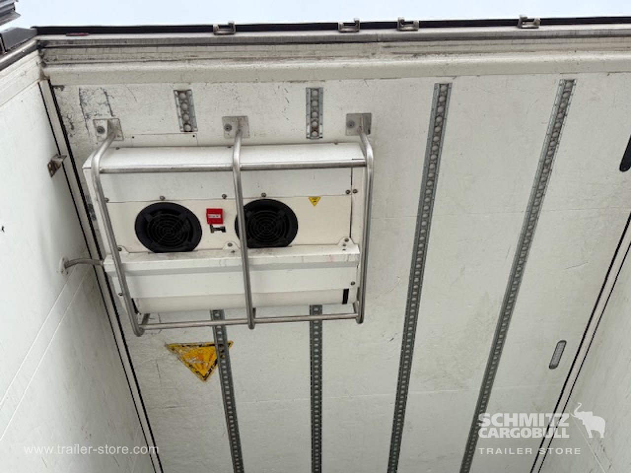 SCHMITZ Oplegger Vries Multitemp - Isothermal semi-trailer: picture 2 SCHMITZ Oplegger Vries Multitemp - Isothermal semi-trailer: picture 2