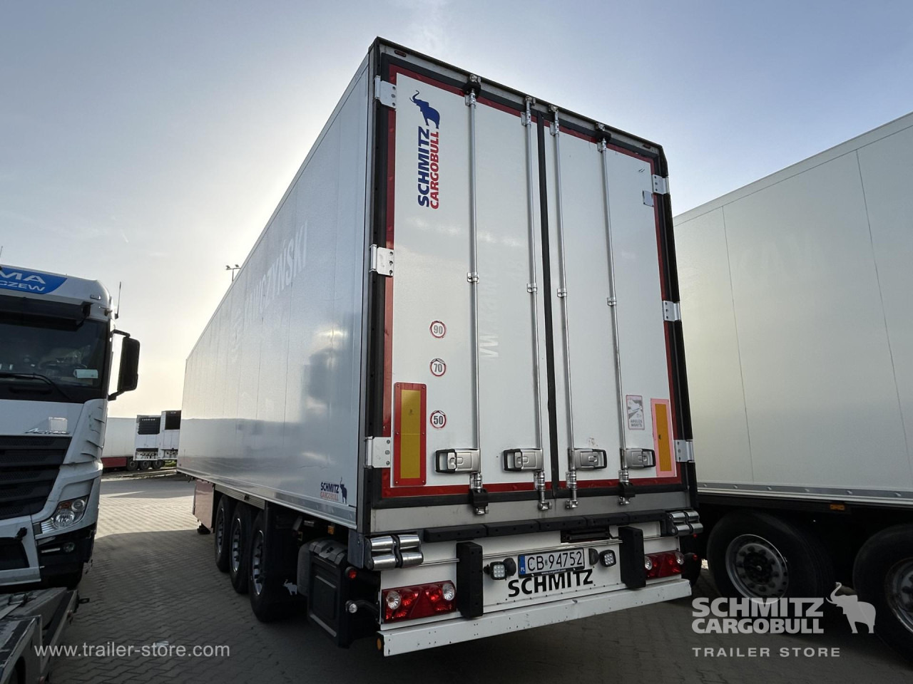 SCHMITZ Reefer Standard - Isothermal semi-trailer: picture 4 SCHMITZ Reefer Standard - Isothermal semi-trailer: picture 4