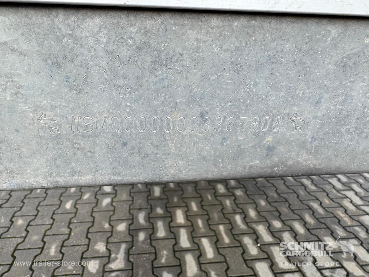 SCHMITZ Curtainsider Standard - Curtainsider semi-trailer: picture 3 SCHMITZ Curtainsider Standard - Curtainsider semi-trailer: picture 3