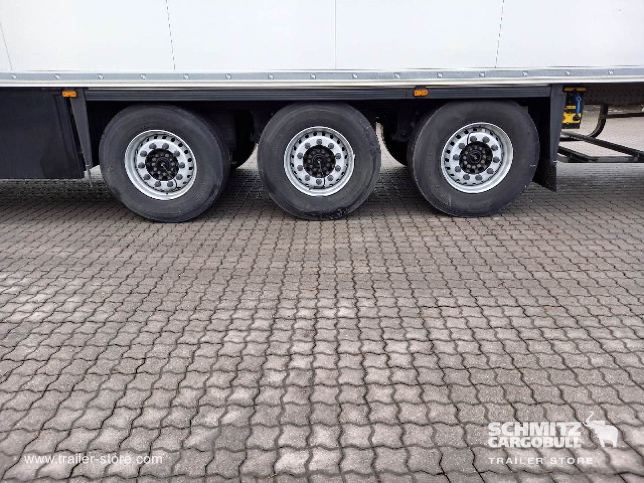 SCHMITZ Reefer Standard Double deck - Isothermal semi-trailer: picture 2 SCHMITZ Reefer Standard Double deck - Isothermal semi-trailer: picture 2