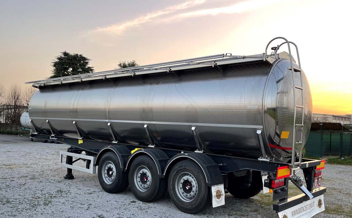 Bata CISTERNA MODELLO STANDARD NON ISOLATA 31.000LT NUOVA - Tanker semi-trailer: picture 1 Bata CISTERNA MODELLO STANDARD NON ISOLATA 31.000LT NUOVA - Tanker semi-trailer: picture 1