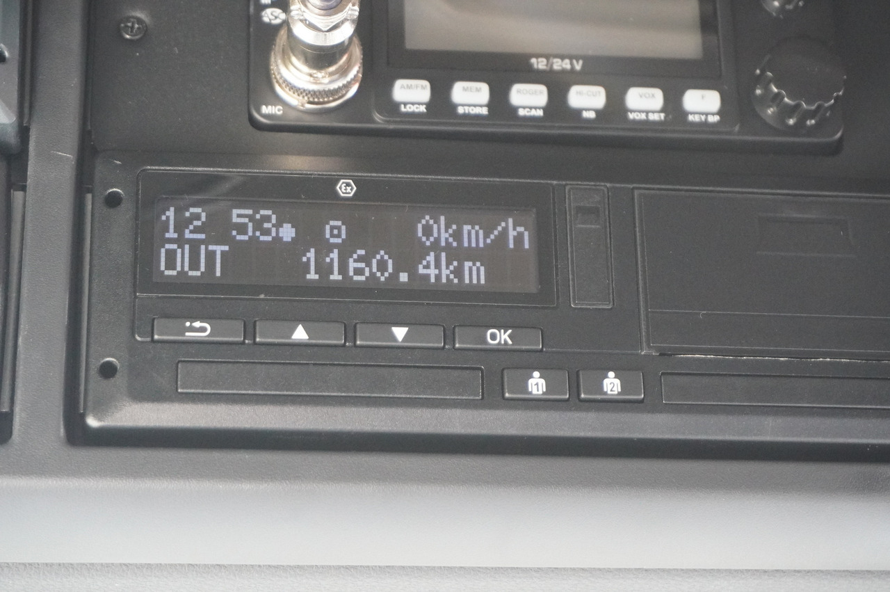 DAF NEW DAF XF 450 6x2 / 2025 / NEW Lamberet 18 EPAL Refrigerator / Carrier Supra 850 MT / Multitemperature / No mileage - Refrigerator truck: picture 2 DAF NEW DAF XF 450 6x2 / 2025 / NEW Lamberet 18 EPAL Refrigerator / Carrier Supra 850 MT / Multitemperature / No mileage - Refrigerator truck: picture 2