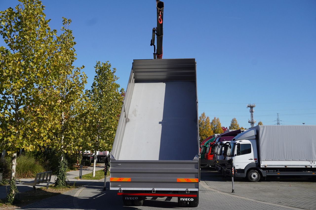 Tipper, Crane truck IVECO Stralis 310 E6 / NEW 3-sided tipper / Fassi F135 crane with remote control: picture 14
