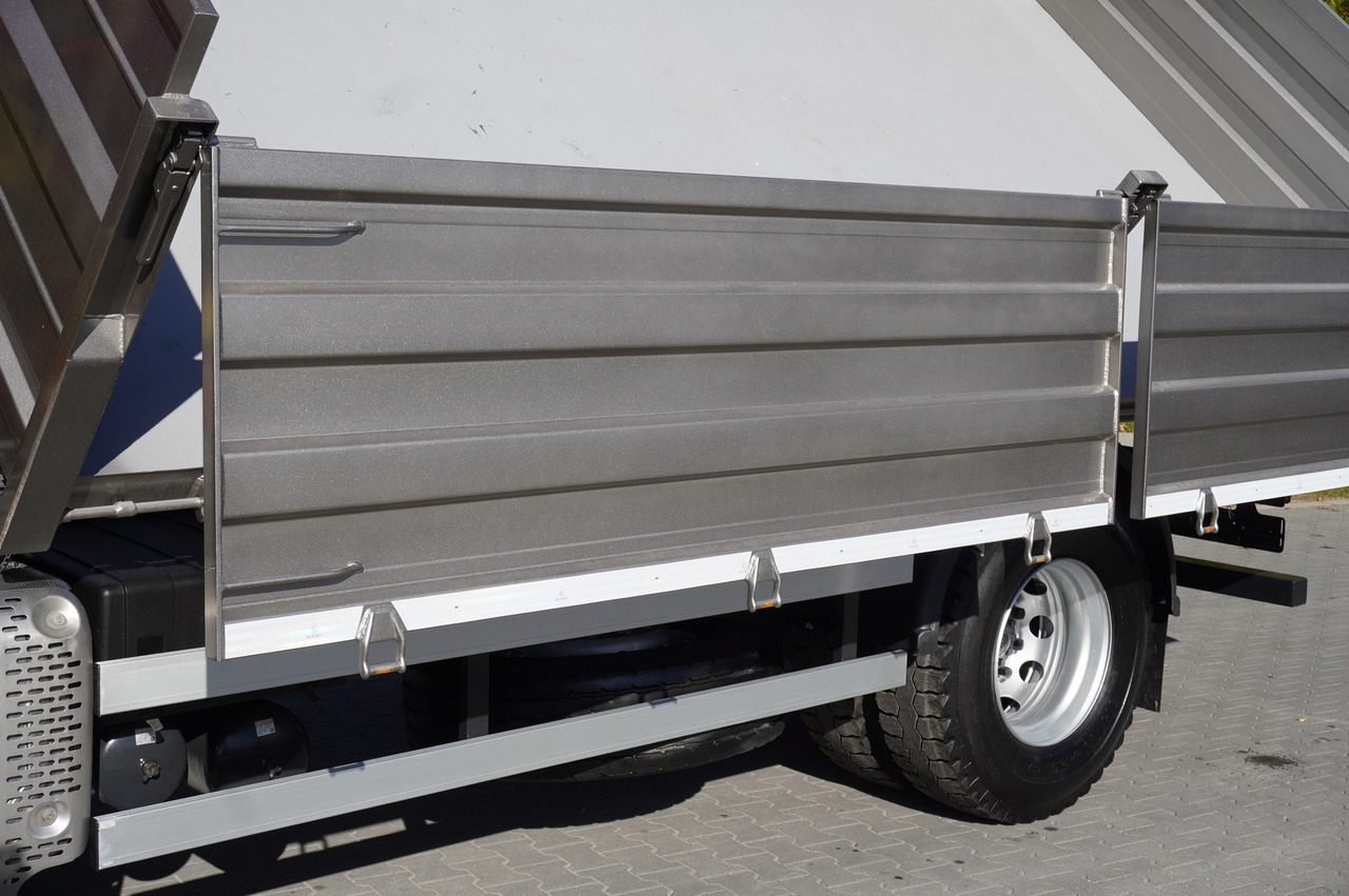 Tipper, Crane truck IVECO Stralis 310 E6 / NEW 3-sided tipper / Fassi F135 crane with remote control: picture 11