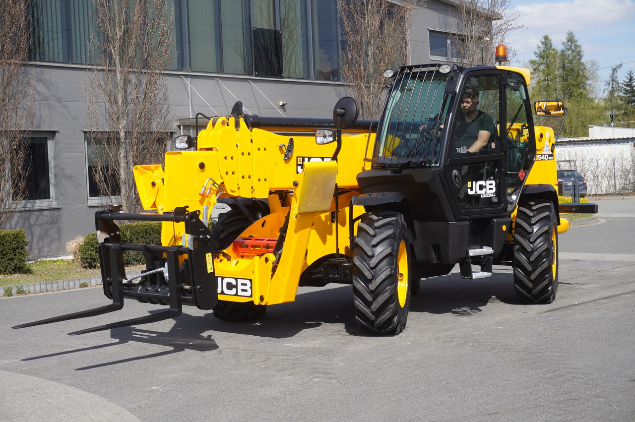 Telescopic wheel loader JCB 540-170 Telescopic Loader / 17m / joystick: picture 14