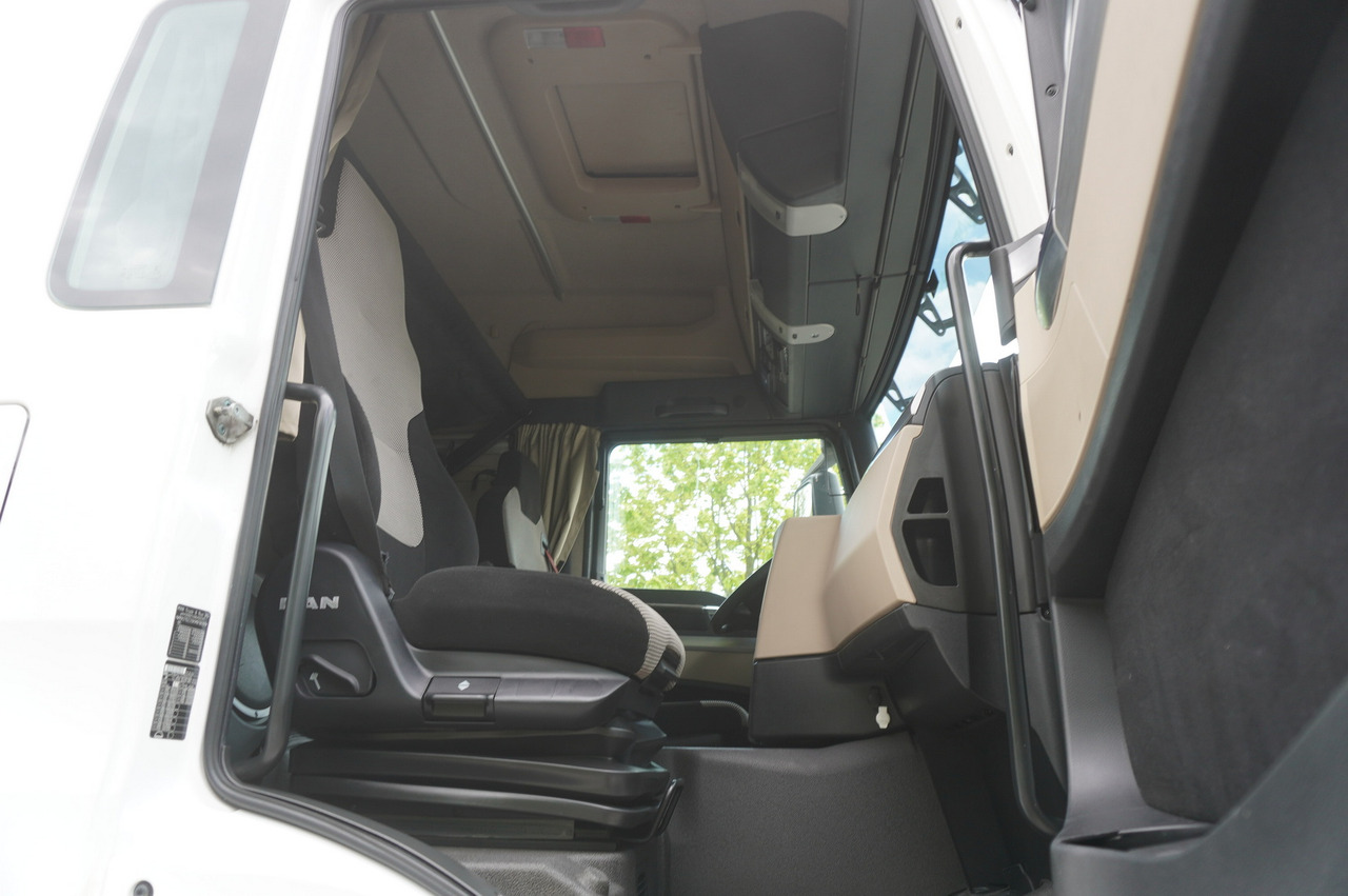 Cab chassis truck MAN TGS 26.420 / 7.5 m chassis / 14.5 t load cap. / Sleeping cab: picture 29