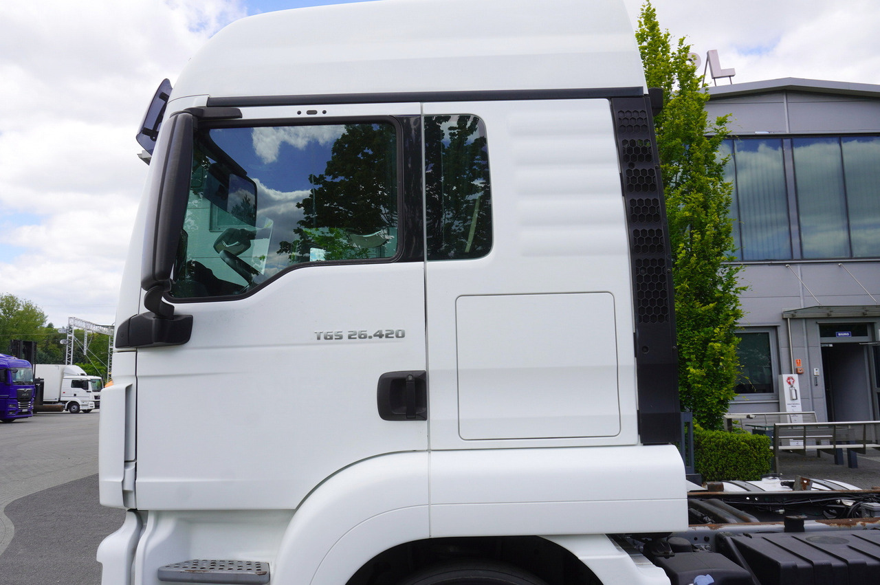 Cab chassis truck MAN TGS 26.420 / 7.5 m chassis / 14.5 t load cap. / Sleeping cab: picture 13