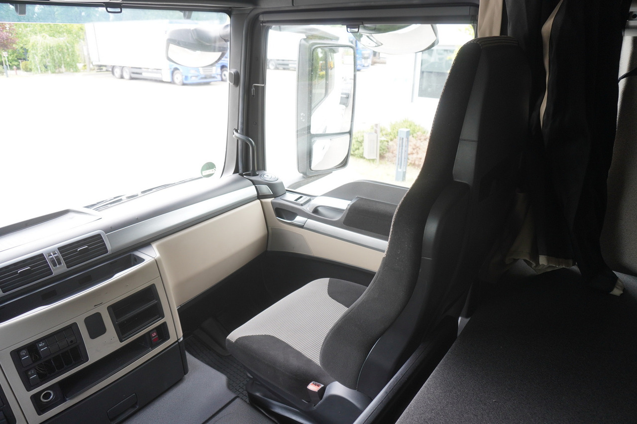 Cab chassis truck MAN TGS 26.420 / 7.5 m chassis / 14.5 t load cap. / Sleeping cab: picture 24