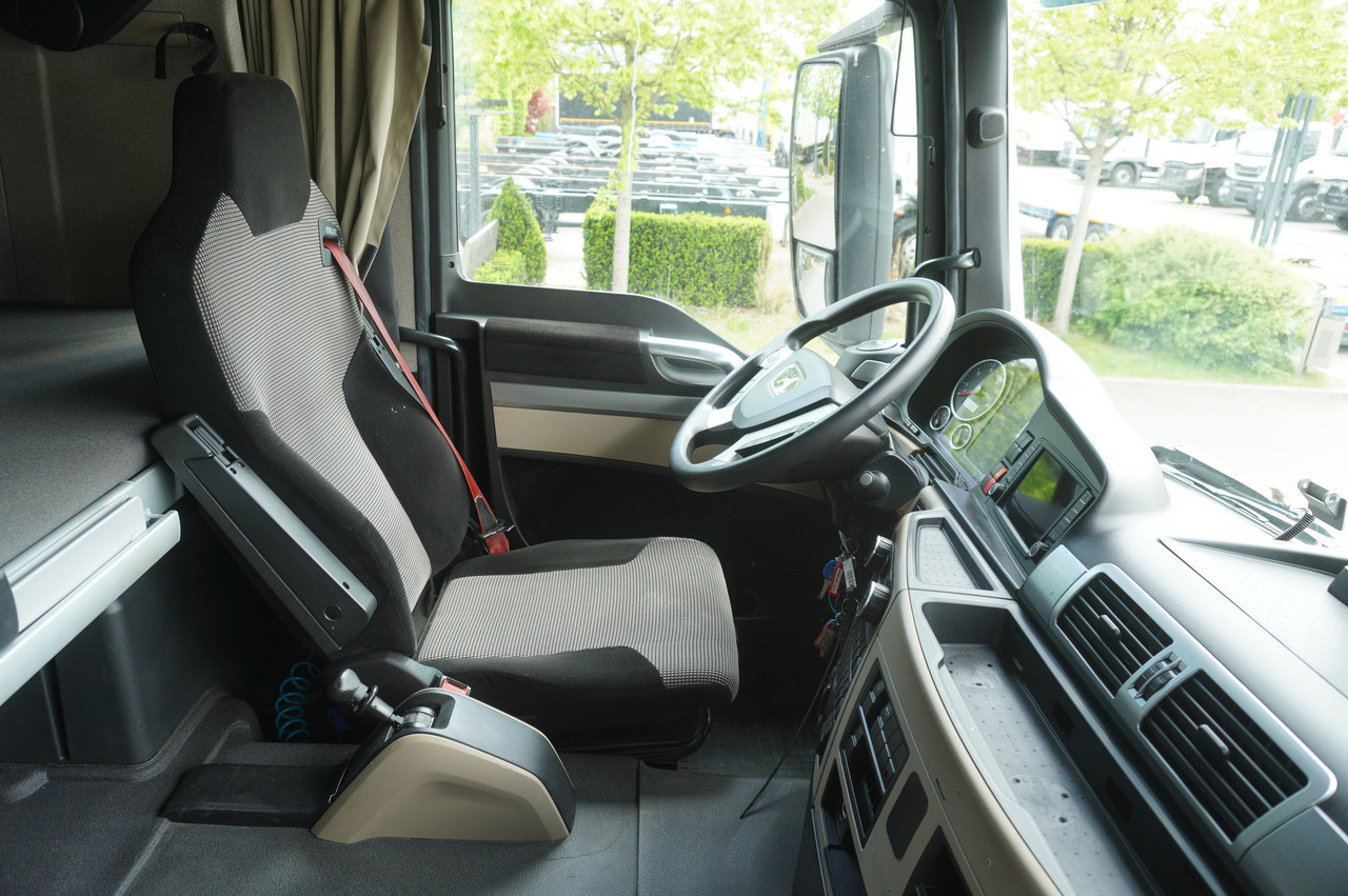 Cab chassis truck MAN TGS 26.420 / 7.5 m chassis / 14.5 t load cap. / Sleeping cab: picture 27