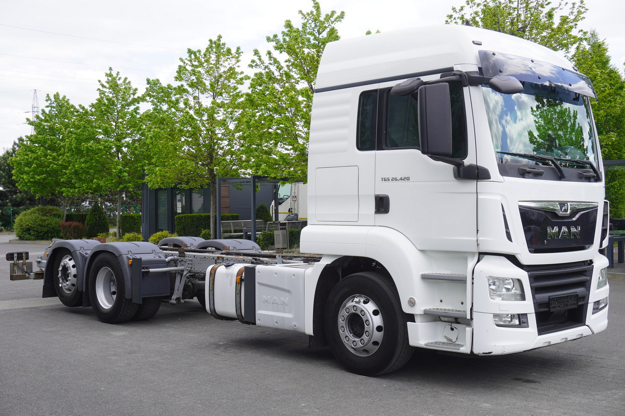 Cab chassis truck MAN TGS 26.420 / 7.5 m chassis / 14.5 t load cap. / Sleeping cab: picture 6