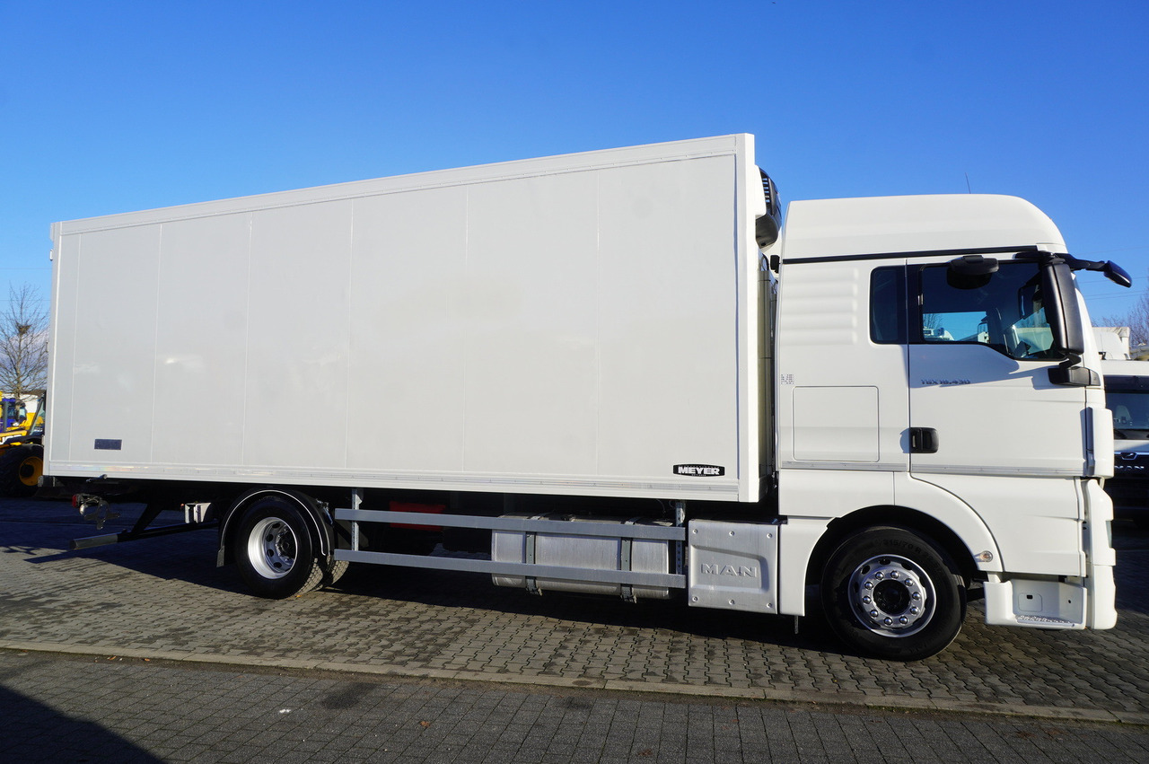 MAN TGX 18.430 E6 / Meyer 19 EPAL refrigerator / Sleeper cab - Refrigerator truck: picture 2 MAN TGX 18.430 E6 / Meyer 19 EPAL refrigerator / Sleeper cab - Refrigerator truck: picture 2