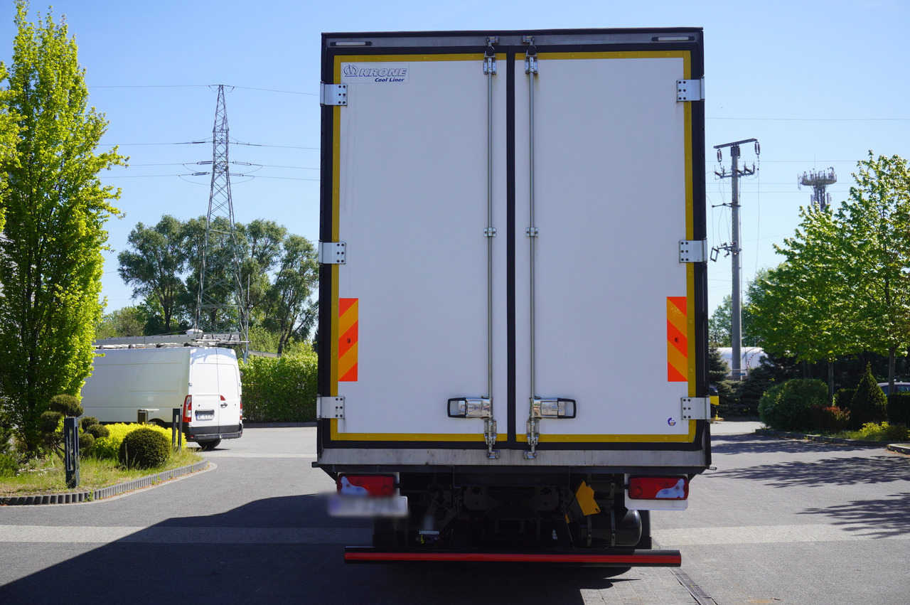 MAN TGX 26.510 / 2022 / New Krone refrigerator bitemperature / Dopplestock / Carrier Supra 1150 MT / 4 units - Refrigerator truck: picture 3 MAN TGX 26.510 / 2022 / New Krone refrigerator bitemperature / Dopplestock / Carrier Supra 1150 MT / 4 units - Refrigerator truck: picture 3