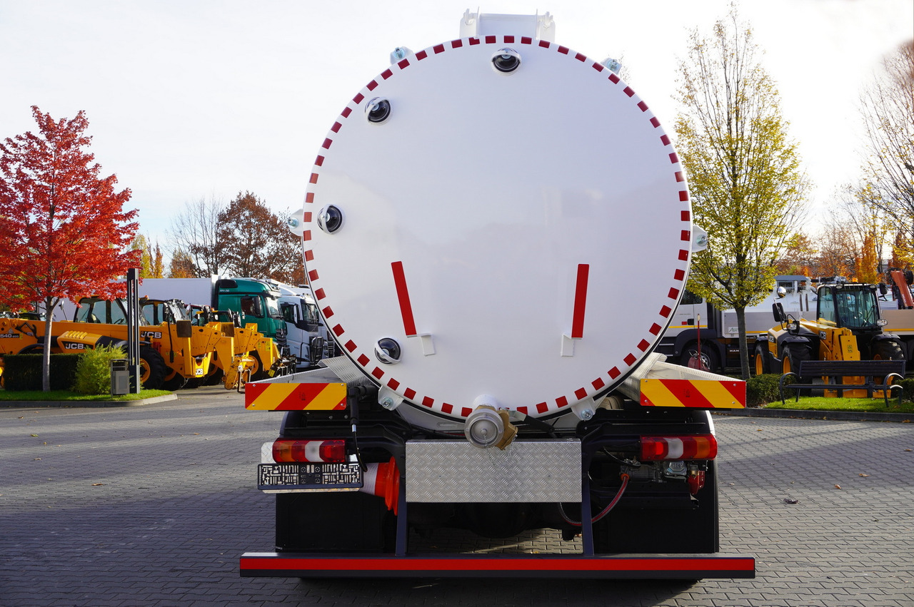 MERCEDES-BENZ Actros 1833 / 260 tho. km / NEW septic tank 11000 l - Tanker truck: picture 4 MERCEDES-BENZ Actros 1833 / 260 tho. km / NEW septic tank 11000 l - Tanker truck: picture 4