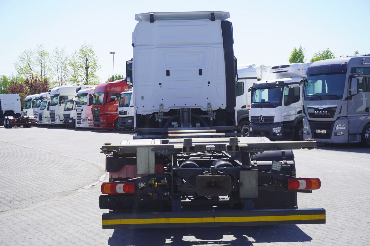 MERCEDES-BENZ Actros 2545 6×2 MP5 / Full ADR / BDF - Container transporter/ Swap body truck: picture 4 MERCEDES-BENZ Actros 2545 6×2 MP5 / Full ADR / BDF - Container transporter/ Swap body truck: picture 4