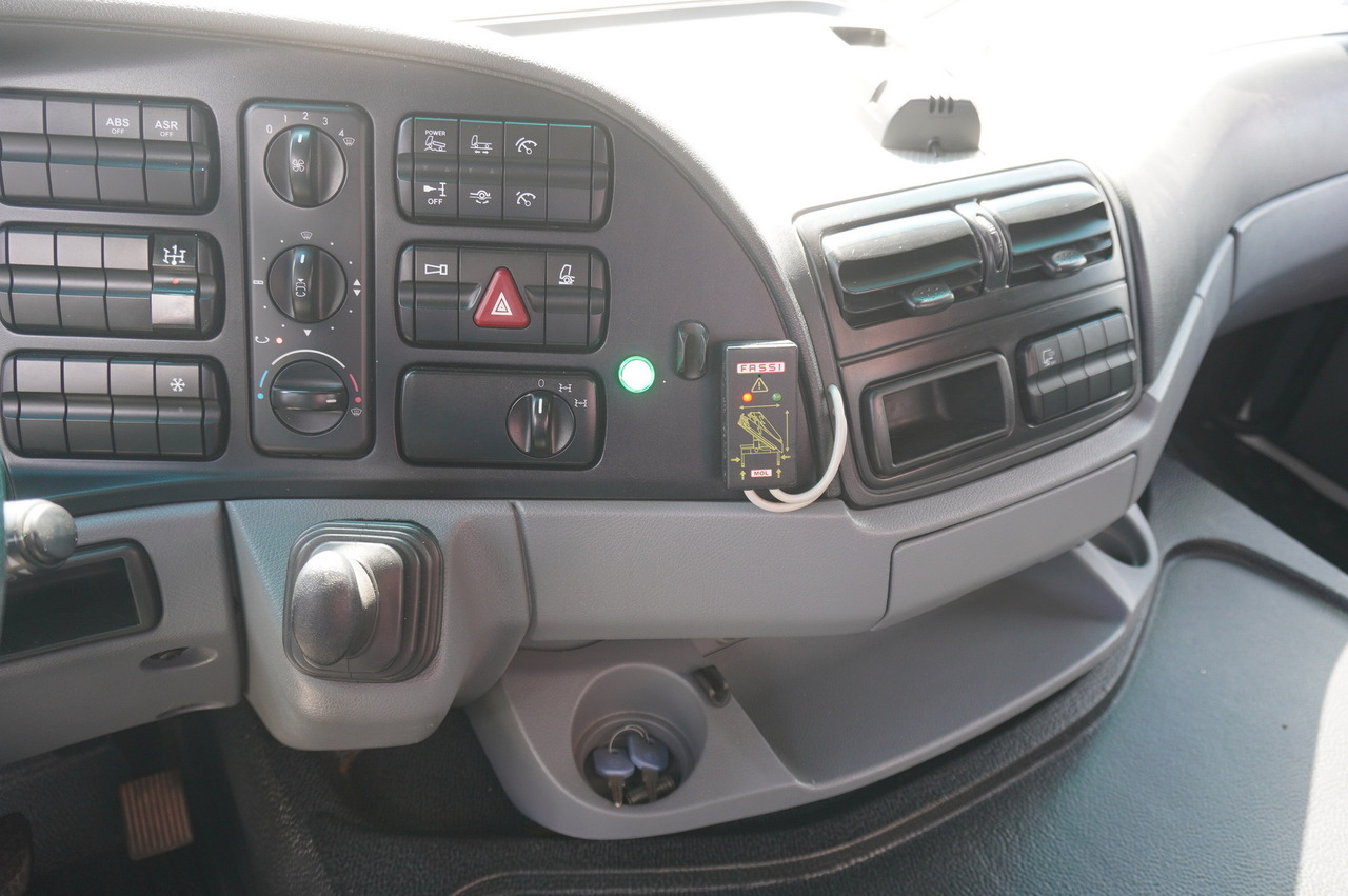 Dropside/ Flatbed truck, Crane truck MERCEDES-BENZ Actros 2641 6×4 E5 / Crane / Dumper / 110000 km!: picture 26 Dropside/ Flatbed truck, Crane truck MERCEDES-BENZ Actros 2641 6×4 E5 / Crane / Dumper / 110000 km!: picture 26