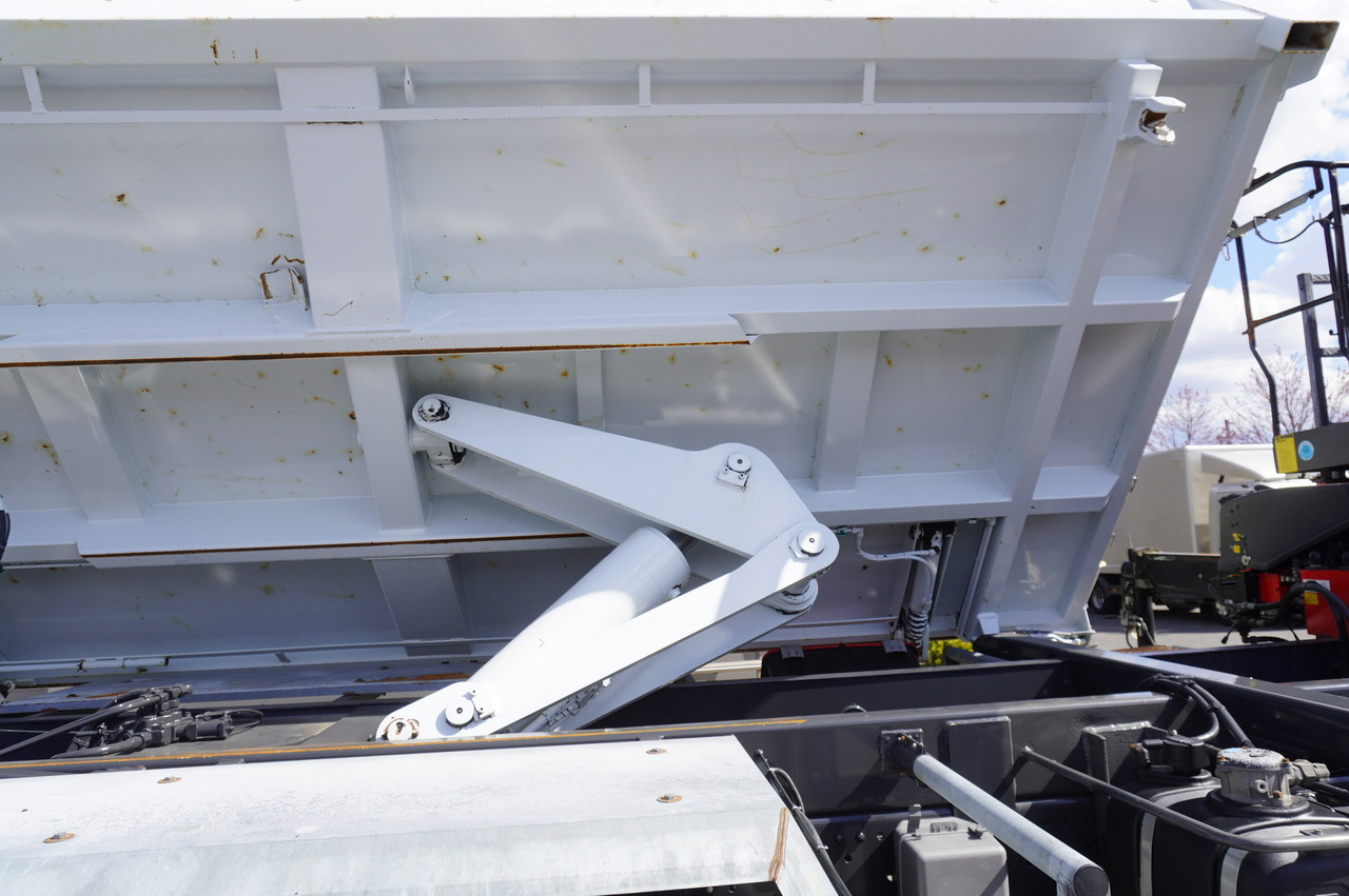 Dropside/ Flatbed truck, Crane truck MERCEDES-BENZ Actros 2641 6×4 E5 / Crane / Dumper / 110000 km!: picture 21 Dropside/ Flatbed truck, Crane truck MERCEDES-BENZ Actros 2641 6×4 E5 / Crane / Dumper / 110000 km!: picture 21