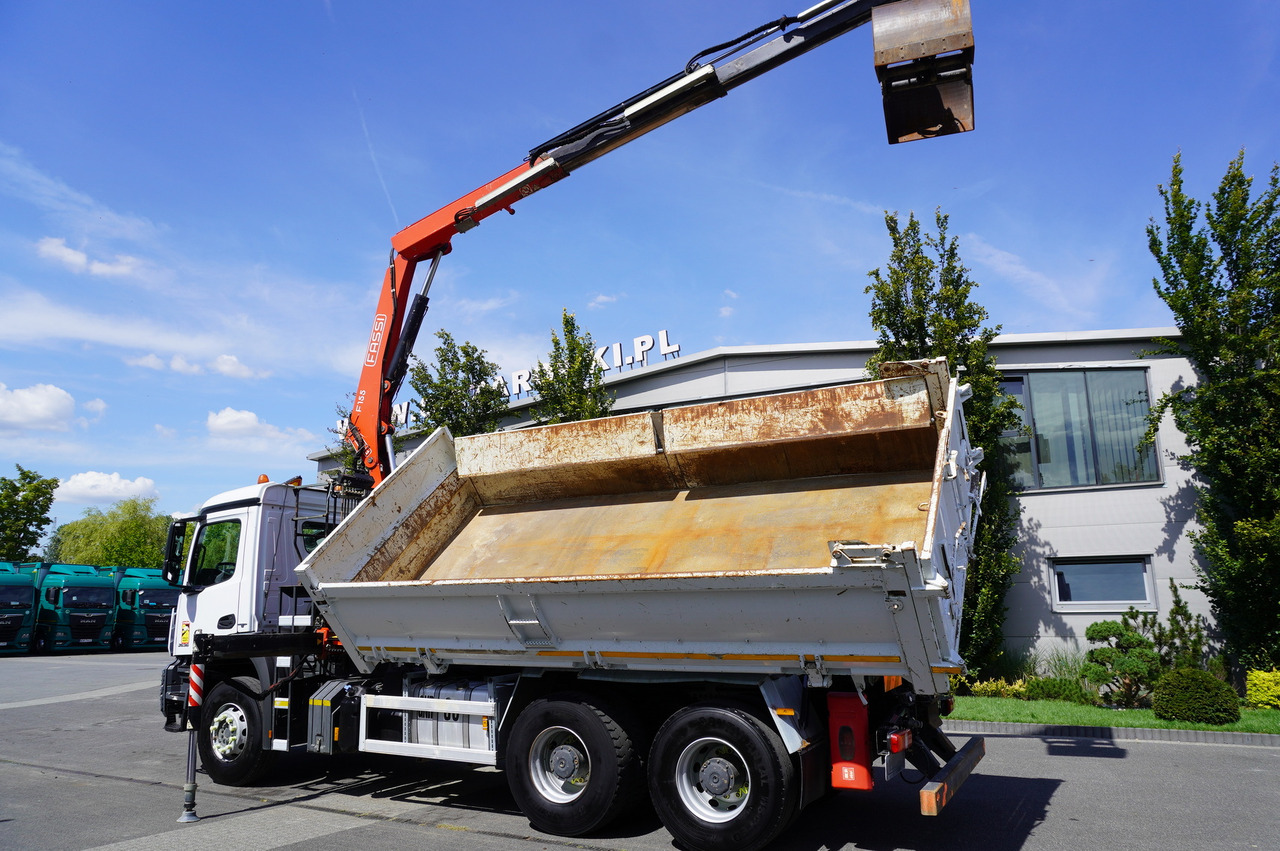 MERCEDES-BENZ Arocs 2636 / 6x4 / HDS Fassi / 3-Way Tipper / Bortmatic - Crane truck: picture 3 MERCEDES-BENZ Arocs 2636 / 6x4 / HDS Fassi / 3-Way Tipper / Bortmatic - Crane truck: picture 3