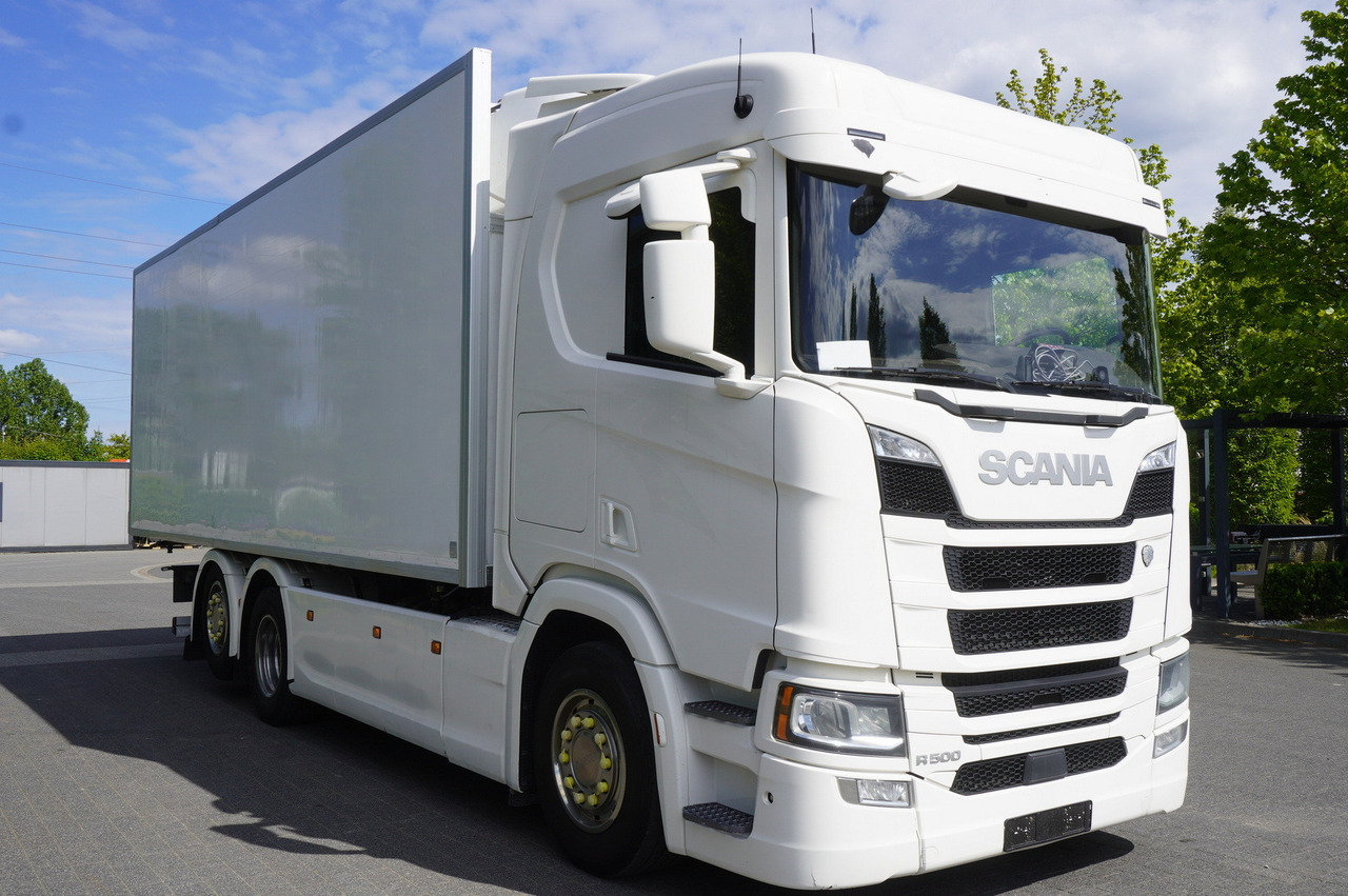 SCANIA R500 / Lecapitaine refrigerator Multitemp / Carrier Supra 950 MT / 3rd axle steered - Refrigerator truck: picture 3 SCANIA R500 / Lecapitaine refrigerator Multitemp / Carrier Supra 950 MT / 3rd axle steered - Refrigerator truck: picture 3