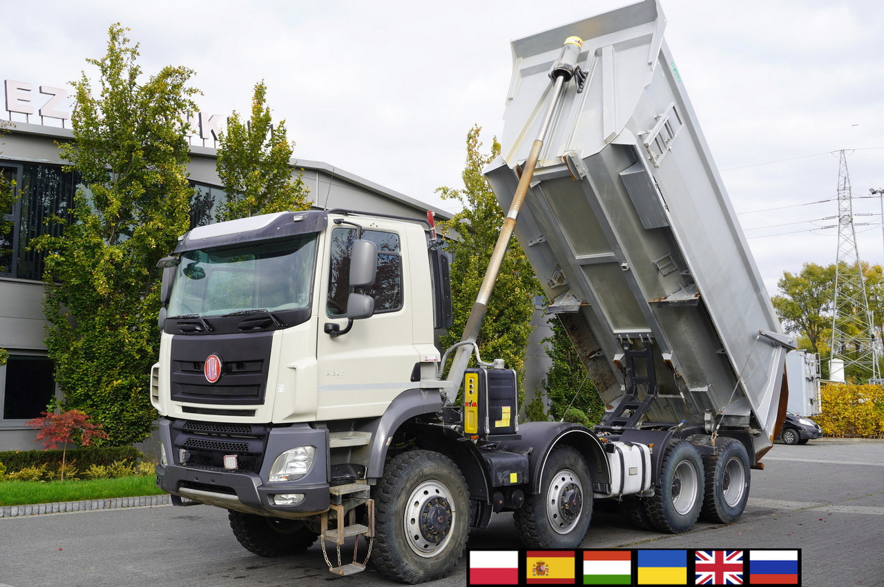 TATRA Phoenix 8x8 Twin-Steer Quad/A dump truck / 30 tho. km - Tipper: picture 1 TATRA Phoenix 8x8 Twin-Steer Quad/A dump truck / 30 tho. km - Tipper: picture 1