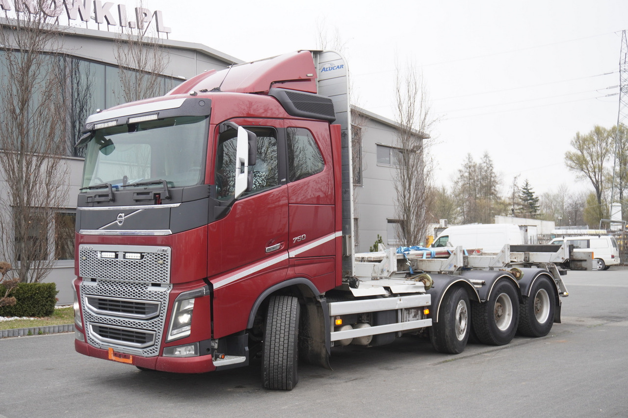 VOLVO FH16 750 / Frame 8 m / 750 HP! / 2021 / stanchion superstructure - Logging truck: picture 1 VOLVO FH16 750 / Frame 8 m / 750 HP! / 2021 / stanchion superstructure - Logging truck: picture 1