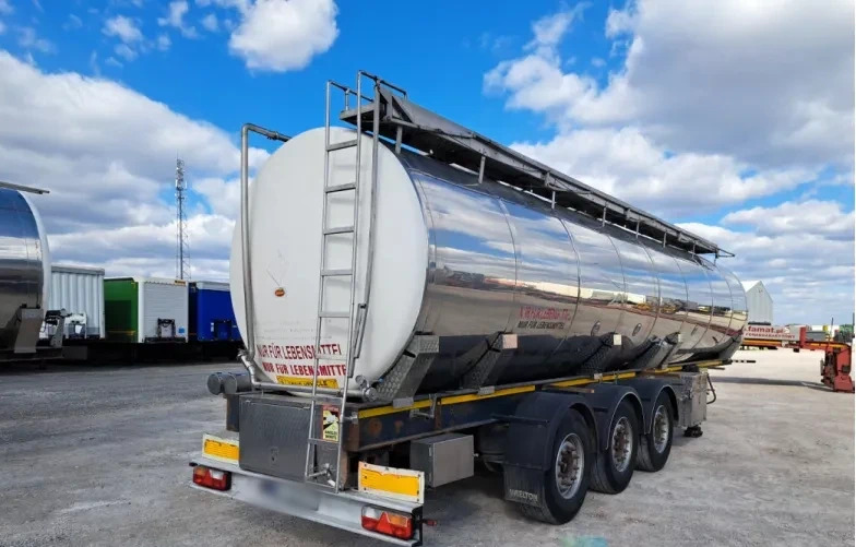 WIELTON NS3D 36 t food cistern / 3 chambers - Tanker semi-trailer: picture 2 WIELTON NS3D 36 t food cistern / 3 chambers - Tanker semi-trailer: picture 2