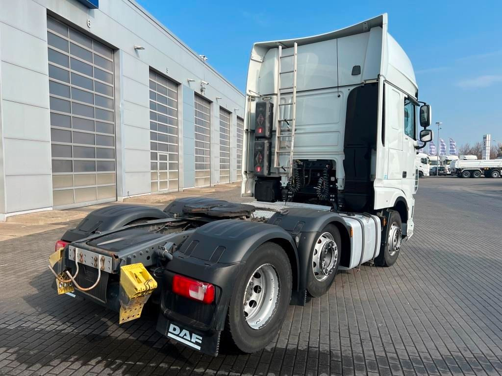DAF XF 530 FTG 6x2 Retarder Liftlenkachse zZGG 64.5t - Tractor truck: picture 4 DAF XF 530 FTG 6x2 Retarder Liftlenkachse zZGG 64.5t - Tractor truck: picture 4