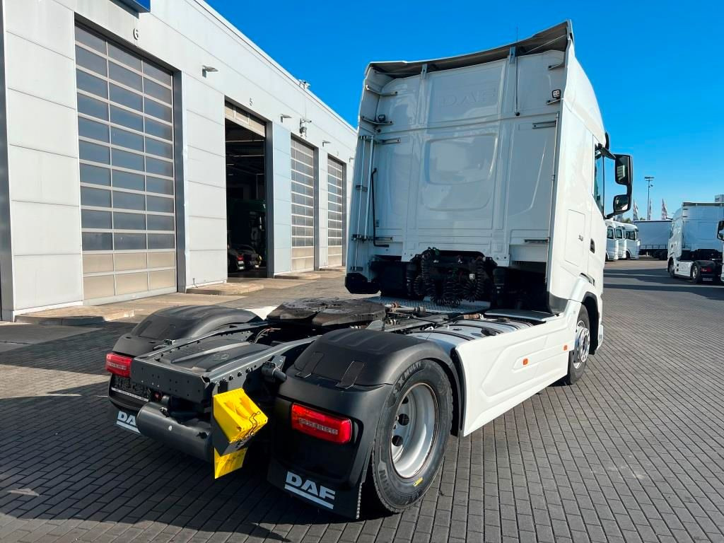 DAF XG 480 FT TraXon Intarder 2xTank Hydraulikanlage - Tractor truck: picture 4 DAF XG 480 FT TraXon Intarder 2xTank Hydraulikanlage - Tractor truck: picture 4