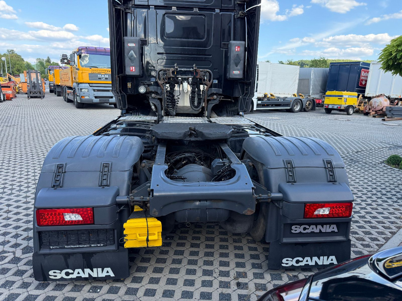 Scania R 520 V8 - Tractor truck: picture 5 Scania R 520 V8 - Tractor truck: picture 5