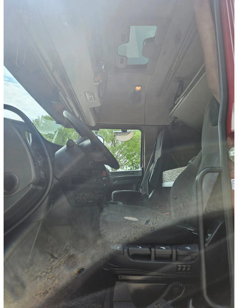 DAF XF 460 6X2 | Euro 6 | MX-Brake - Tractor truck: picture 5 DAF XF 460 6X2 | Euro 6 | MX-Brake - Tractor truck: picture 5