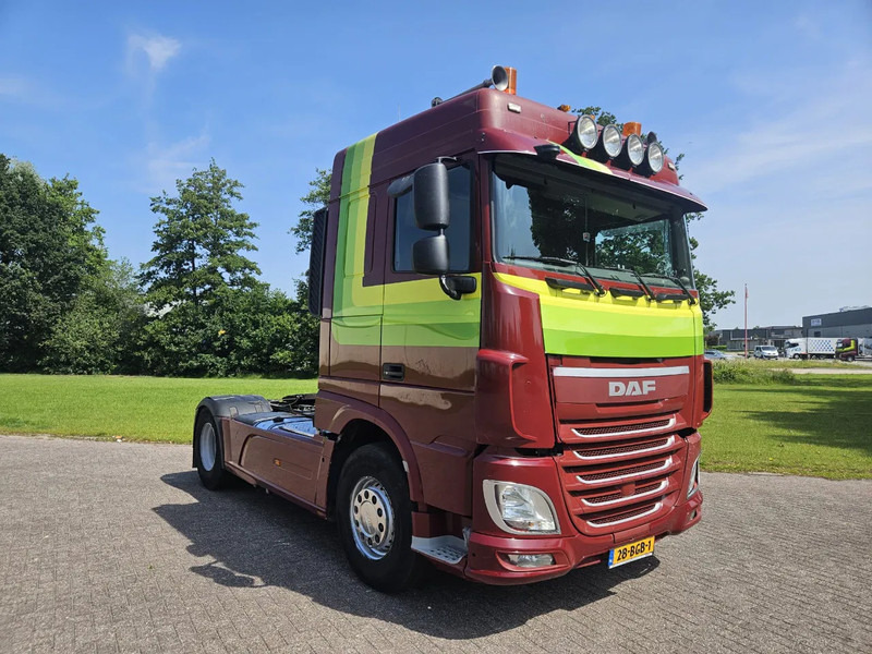 DAF XF 460 | PTO | MX-Brake | Euro6 | Spacecab - Tractor truck: picture 2 DAF XF 460 | PTO | MX-Brake | Euro6 | Spacecab - Tractor truck: picture 2
