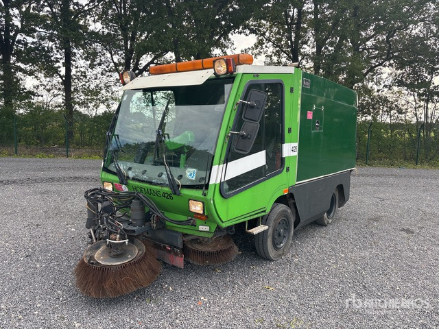 2007 Hofmans HMF426 Sweeper Truck - Road sweeper: picture 2 2007 Hofmans HMF426 Sweeper Truck - Road sweeper: picture 2