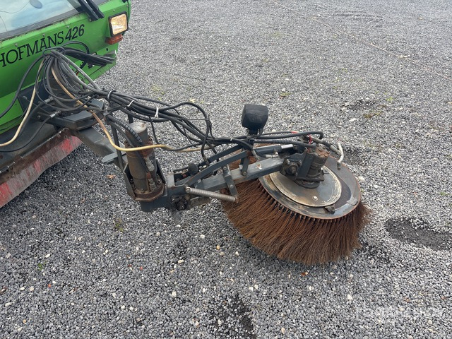 2007 Hofmans HMF426 Sweeper Truck - Road sweeper: picture 5 2007 Hofmans HMF426 Sweeper Truck - Road sweeper: picture 5