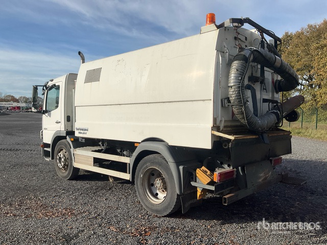 2013 Mercedes-Benz 1324 4x2 Sweeper Truck - Road sweeper: picture 3 2013 Mercedes-Benz 1324 4x2 Sweeper Truck - Road sweeper: picture 3