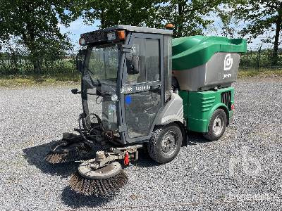 HAKO 4200 DA - Industrial sweeper: picture 1 HAKO 4200 DA - Industrial sweeper: picture 1