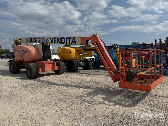 2002 JLG 800 AJ (Inoperable) Articulating Boom Lift - Articulated boom: picture 4 2002 JLG 800 AJ (Inoperable) Articulating Boom Lift - Articulated boom: picture 4