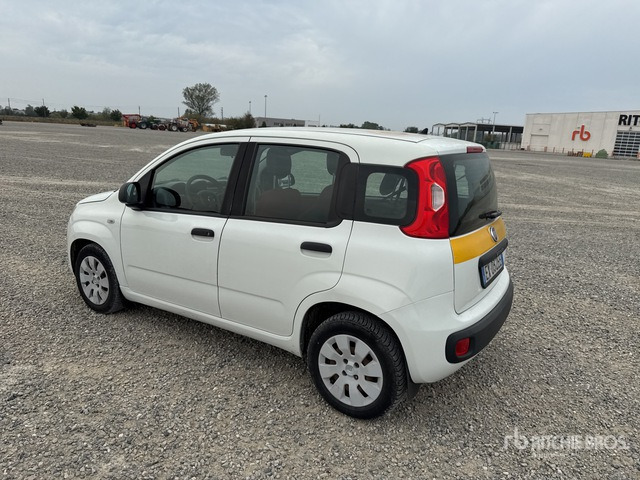 2014 Fiat Panda Autovettura - Car: picture 4 2014 Fiat Panda Autovettura - Car: picture 4