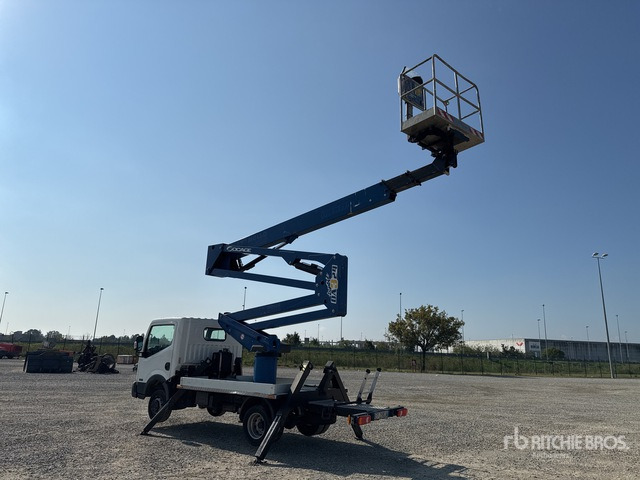 2015 Nissan Cabstar Cabstar 35.12 2015 Socage DA 324 24 m on Bucket Truck - Truck with aerial platform: picture 4 2015 Nissan Cabstar Cabstar 35.12 2015 Socage DA 324 24 m on Bucket Truck - Truck with aerial platform: picture 4