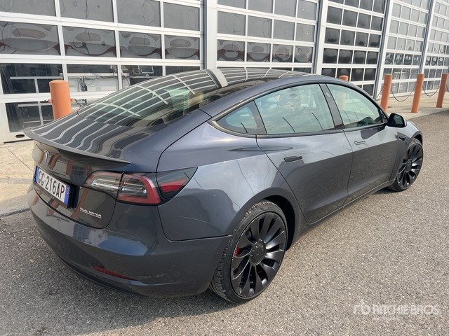 2021 Tesla Model 3 3 PERFORMANCE DUAL MOTOR 4WD Automobile - Car: picture 4 2021 Tesla Model 3 3 PERFORMANCE DUAL MOTOR 4WD Automobile - Car: picture 4