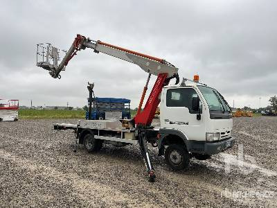 NISSAN CABSTAR 2004 Multitel Pagliero MJ 190 A ... - Truck with aerial platform: picture 4 NISSAN CABSTAR 2004 Multitel Pagliero MJ 190 A ... - Truck with aerial platform: picture 4
