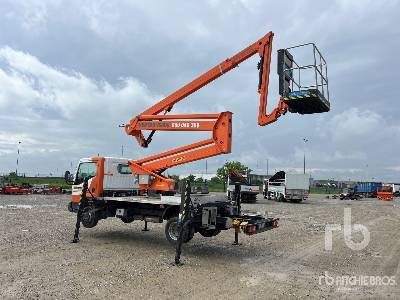 NISSAN CABSTAR 2014 CTE ZED 21JH 21 m on - Truck with aerial platform: picture 2 NISSAN CABSTAR 2014 CTE ZED 21JH 21 m on - Truck with aerial platform: picture 2