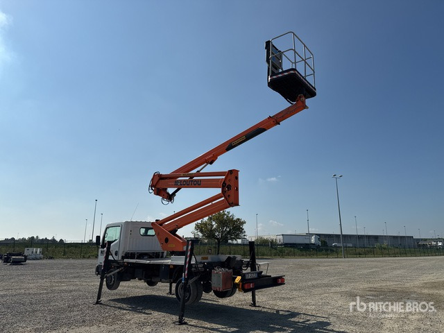 Nissan Cabstar Piattaforma autocarrata - Truck with aerial platform: picture 4 Nissan Cabstar Piattaforma autocarrata - Truck with aerial platform: picture 4