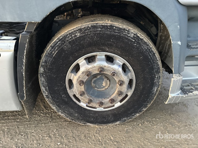 Tractor truck 2009 DAF CF85.460 4x2 S/A Sleeper Truck Tractor: picture 6 Tractor truck 2009 DAF CF85.460 4x2 S/A Sleeper Truck Tractor: picture 6