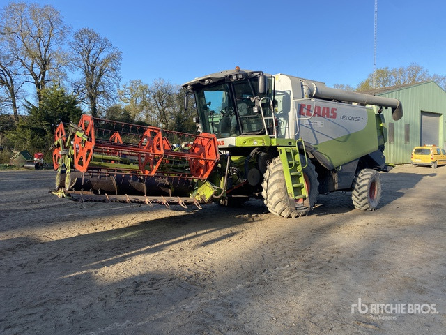 2005 Claas Lexion 520 4x4 Moissonneuse Batteuse Combine Harvester - Flail mower/ Mulcher: picture 1 2005 Claas Lexion 520 4x4 Moissonneuse Batteuse Combine Harvester - Flail mower/ Mulcher: picture 1