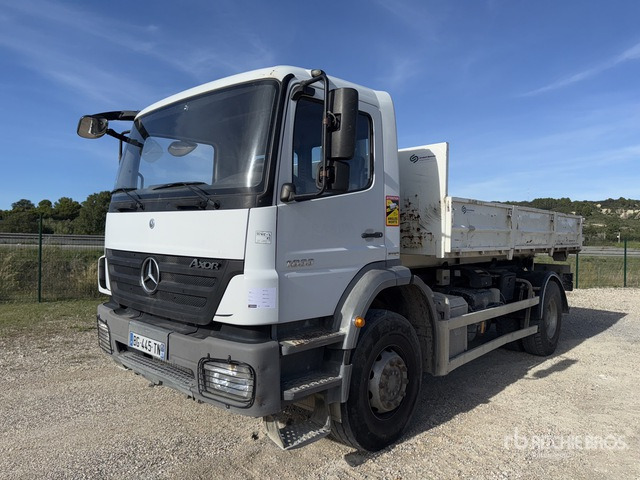 2011 Mercedes-Benz Axor 1833 Camion Amplirol Roll-Off Truck - Hook lift truck: picture 2 2011 Mercedes-Benz Axor 1833 Camion Amplirol Roll-Off Truck - Hook lift truck: picture 2