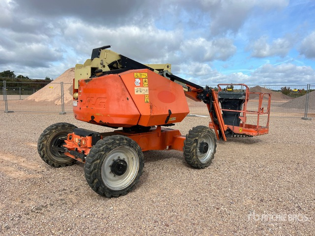 2012 JLG 340AJ 4WD Nacelle Articulee Articulating Boom Lift - Articulated boom: picture 2 2012 JLG 340AJ 4WD Nacelle Articulee Articulating Boom Lift - Articulated boom: picture 2