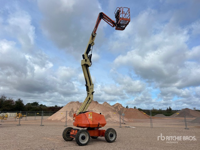 2012 JLG 340AJ 4WD Nacelle Articulee Articulating Boom Lift - Articulated boom: picture 3 2012 JLG 340AJ 4WD Nacelle Articulee Articulating Boom Lift - Articulated boom: picture 3