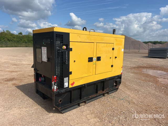 2015 Doosan G40 40 kVA Skid-Mounted Groupe Elec ... Generator Set - Generator set: picture 2 2015 Doosan G40 40 kVA Skid-Mounted Groupe Elec ... Generator Set - Generator set: picture 2