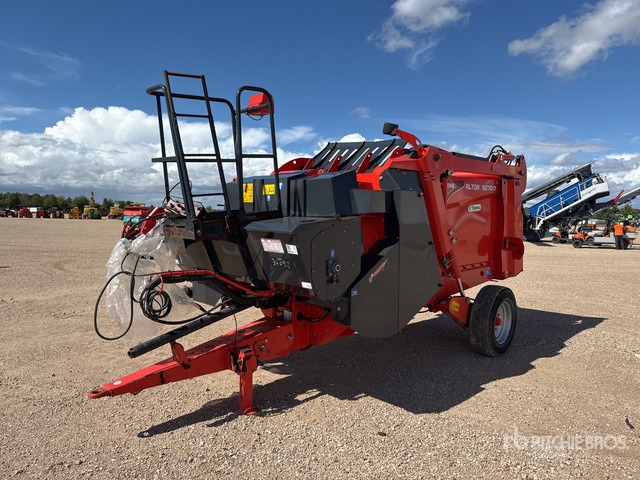 2015 Kuhn Altor 5070M Pailleuse Distributrice Livestock Feeder - Forage mixer wagon: picture 2 2015 Kuhn Altor 5070M Pailleuse Distributrice Livestock Feeder - Forage mixer wagon: picture 2