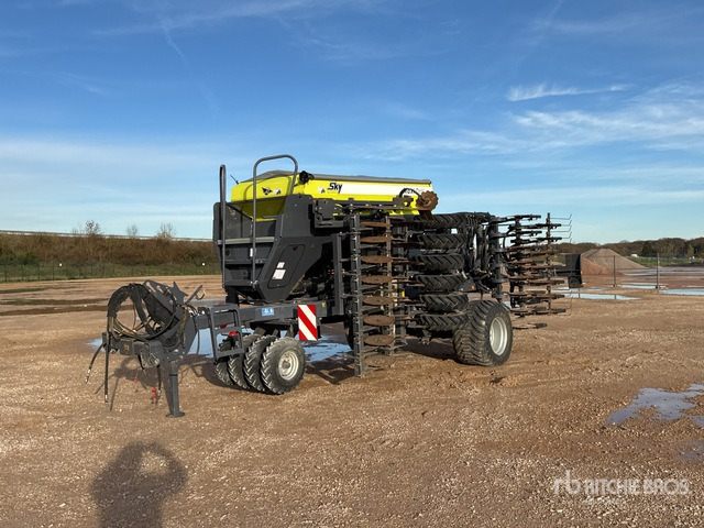 2017 Sky Agriculture Maxi Drill W4000 4 m Semi-Mount Semoir Simplifie ... Air Seeder - Seed drill: picture 2 2017 Sky Agriculture Maxi Drill W4000 4 m Semi-Mount Semoir Simplifie ... Air Seeder - Seed drill: picture 2
