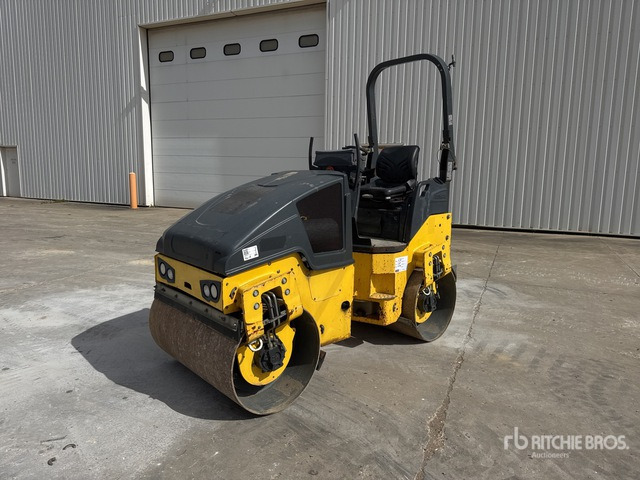 2018 Bomag BW120AD5 Compacteur Vibrant Tandem Double Drum Roller - Road roller: picture 1 2018 Bomag BW120AD5 Compacteur Vibrant Tandem Double Drum Roller - Road roller: picture 1
